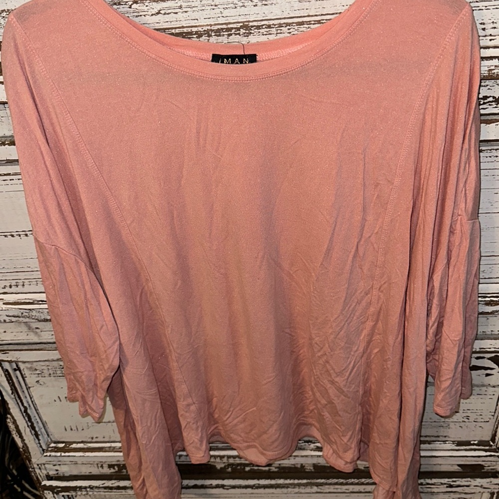 NWOT iman round neck quarter sleeve shark bite blouse rayon and spandex 2x cute